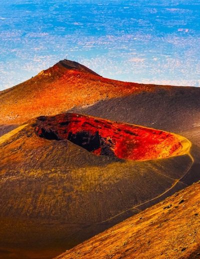 volcan etna al atardecer
