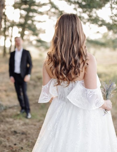 wedding traditions around the world