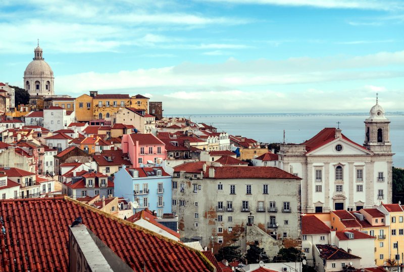 Portugal, Lisbon, view of Alfama neighborhood